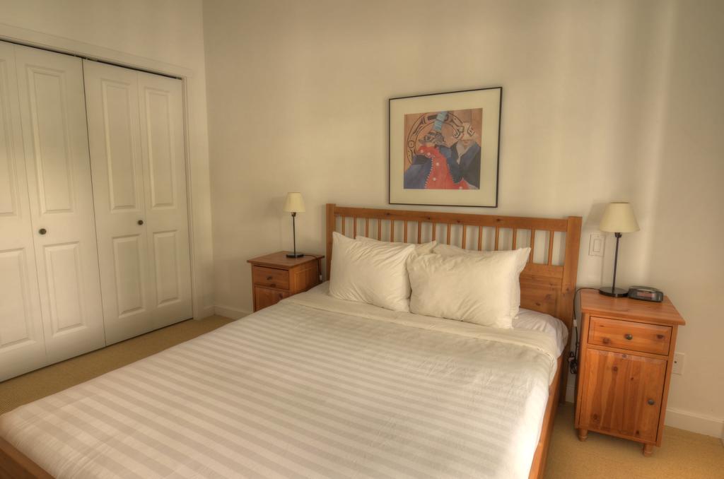 Waters Edge Shoreside Suites Ucluelet Εξωτερικό φωτογραφία